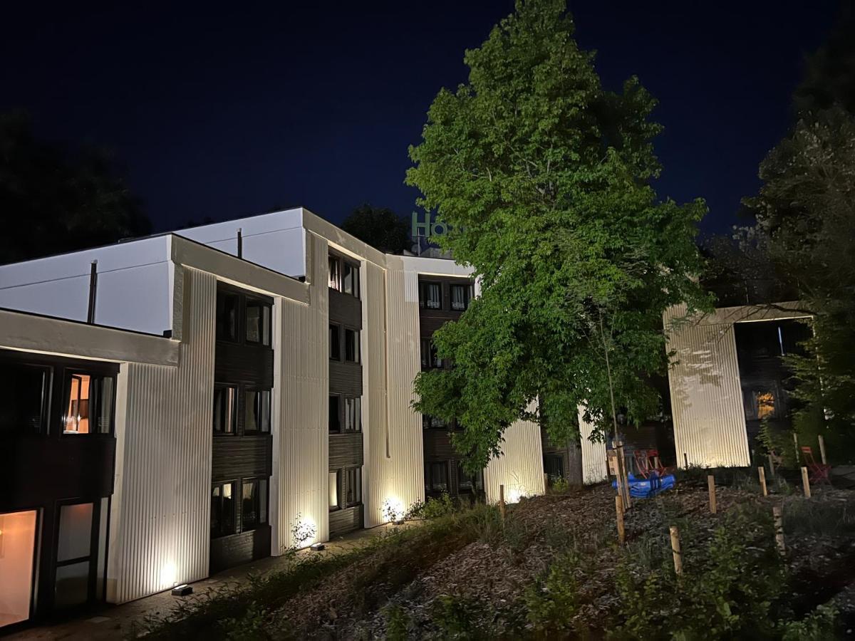 Logis Hotel Restaurant Des Acacias Lille Neuville En Ferrain Neuville-en-Ferrain Exterior photo